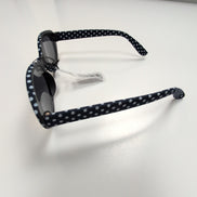 Lunettes de soleil Femmes Bleu Marine à Pois Blancs Effet Tissu Branches Larges