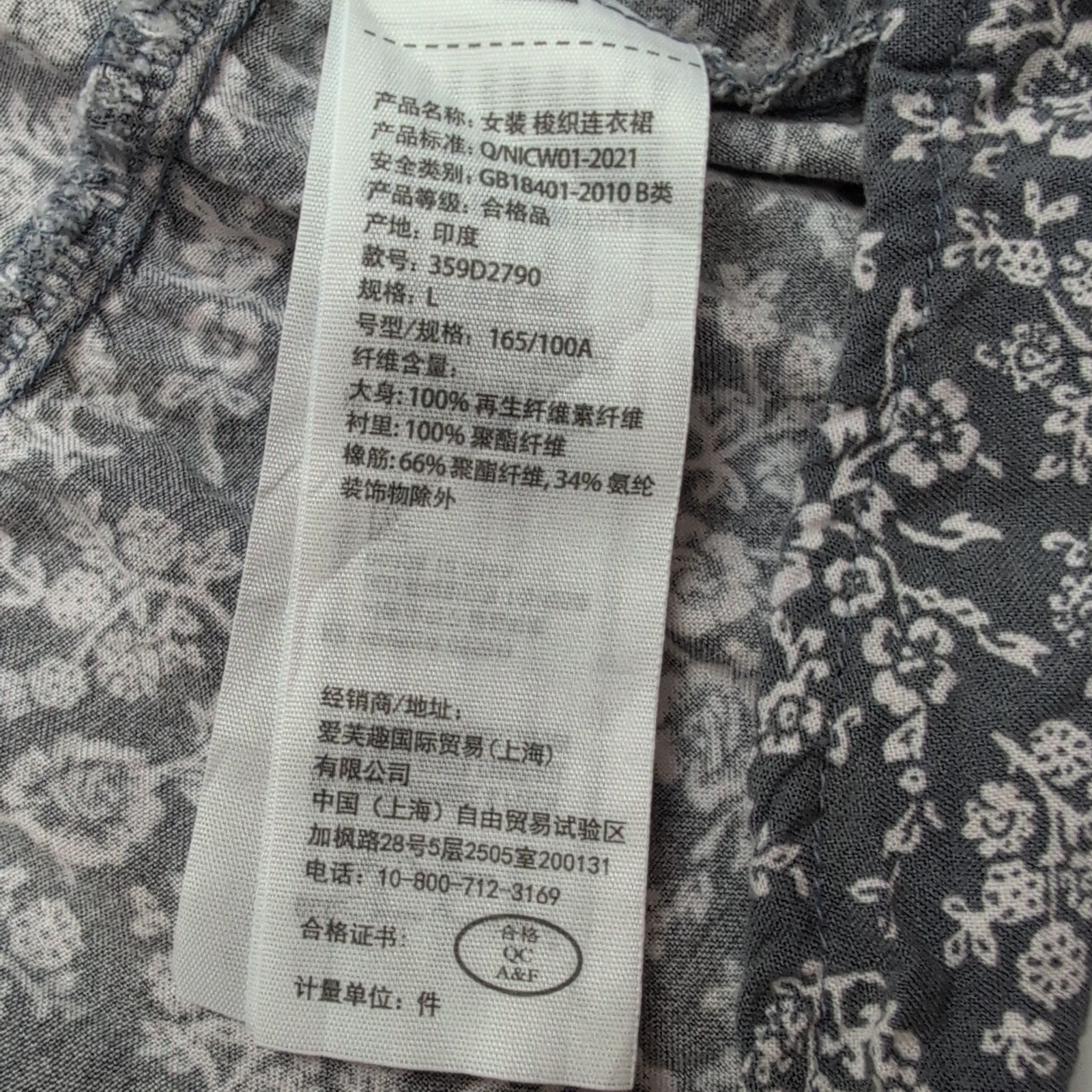 Robe d'été Abercrombie & Fitch Fleurie Gris Blanc Bretelles S