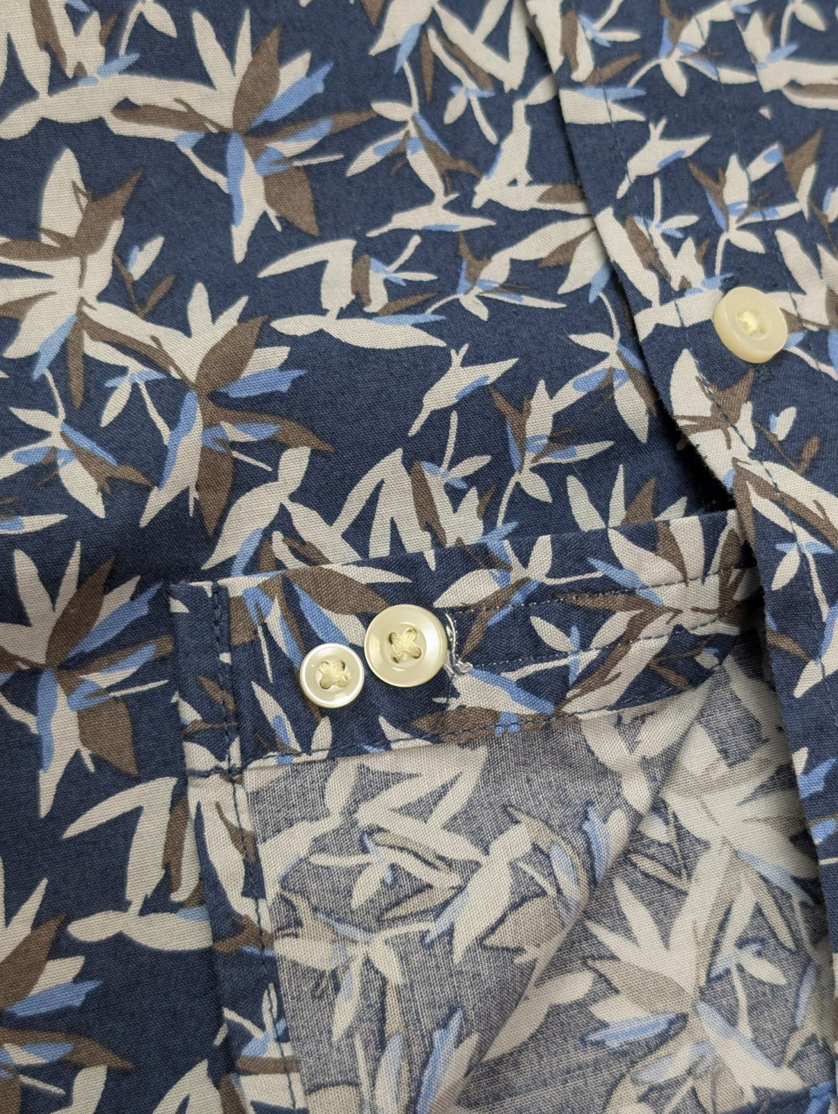 Chemise hawaïenne Goodfellow & co manches courtes taille L #594 hawaienne