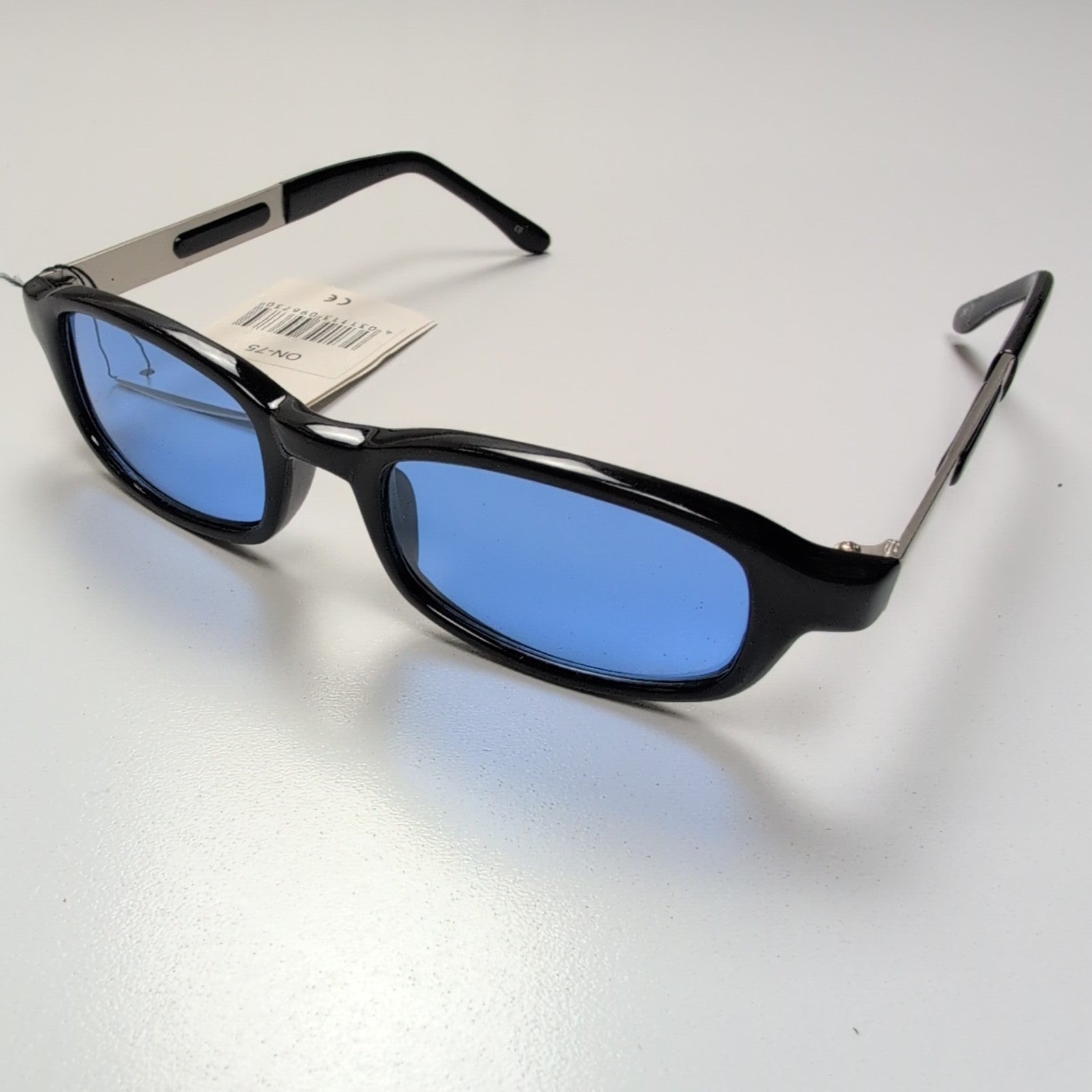 Lunettes de Soleil Rectangulaires Y2K Branches Larges Noir & Métal