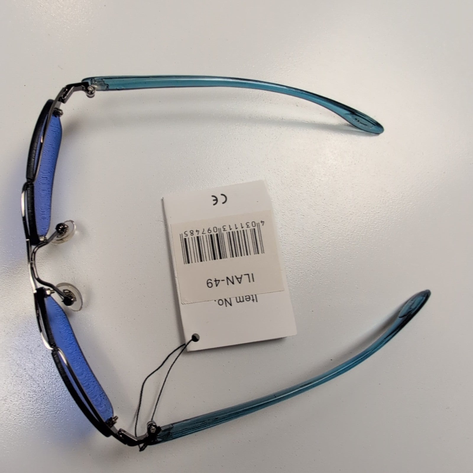Lunettes de soleil Y2K Rectangulaires Verres Bleus Branches fines