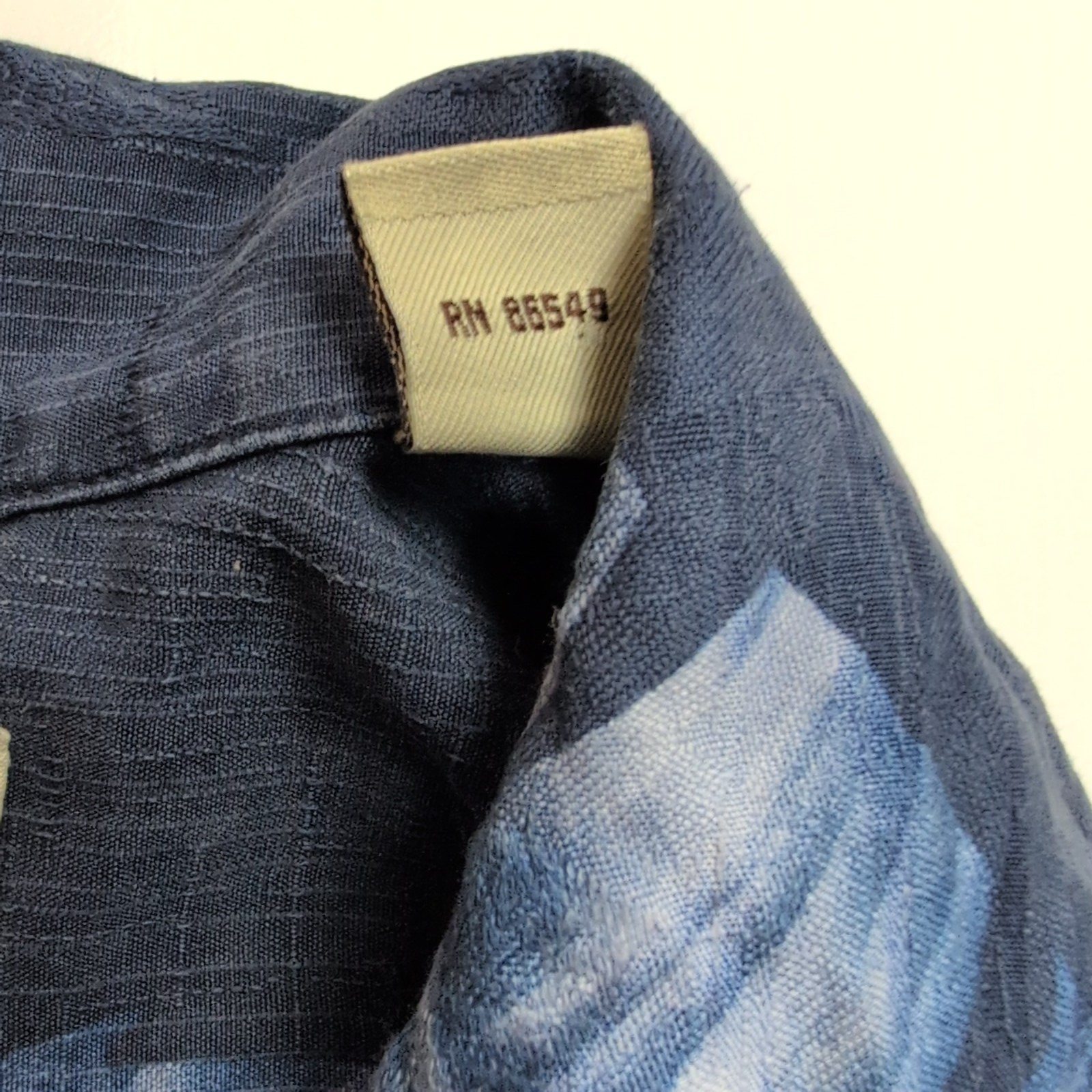 Chemise hawaïenne Tommy Bahama M bleu marine fleurie 100% soie manches courtes