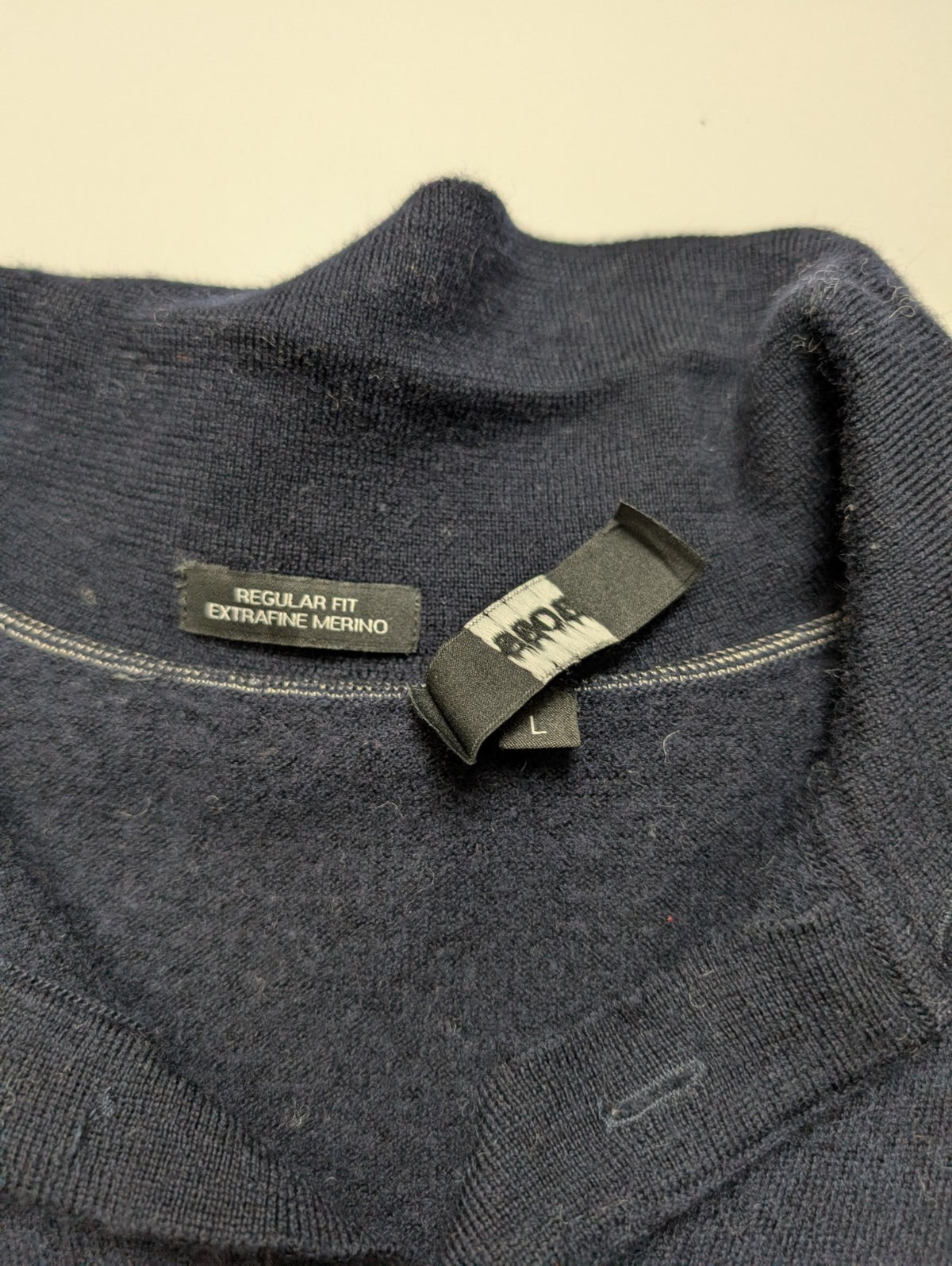 Pull Hugo Boss Femme Taille L Bleu Marine 100% Laine Mérinos Col Boutonné
