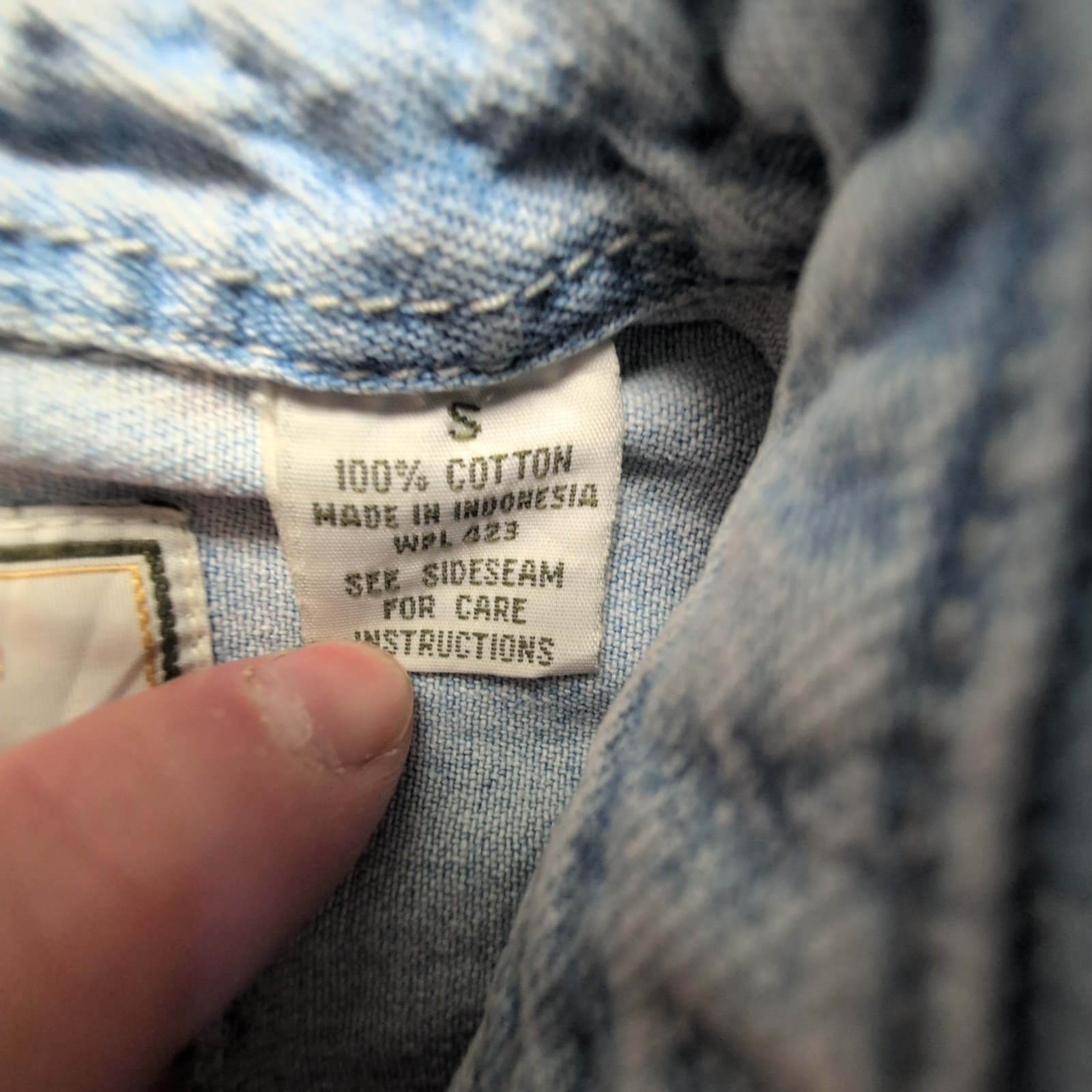 Chemise Levi's vintage en jean fin bleu taille S/M #172e