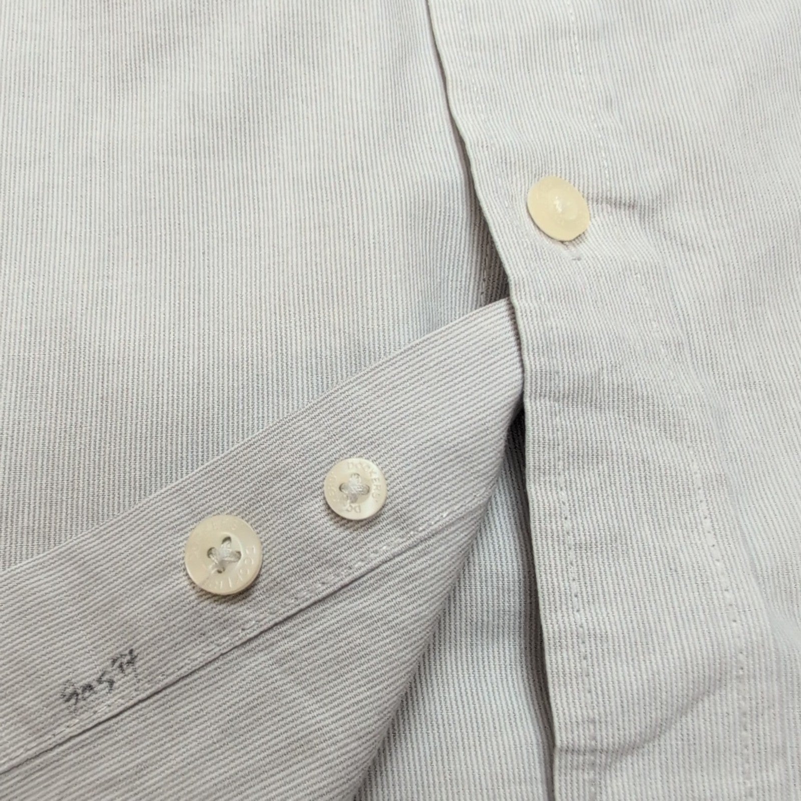 Chemise Dockers manches courtes grise à fines rayures 1 poche S
