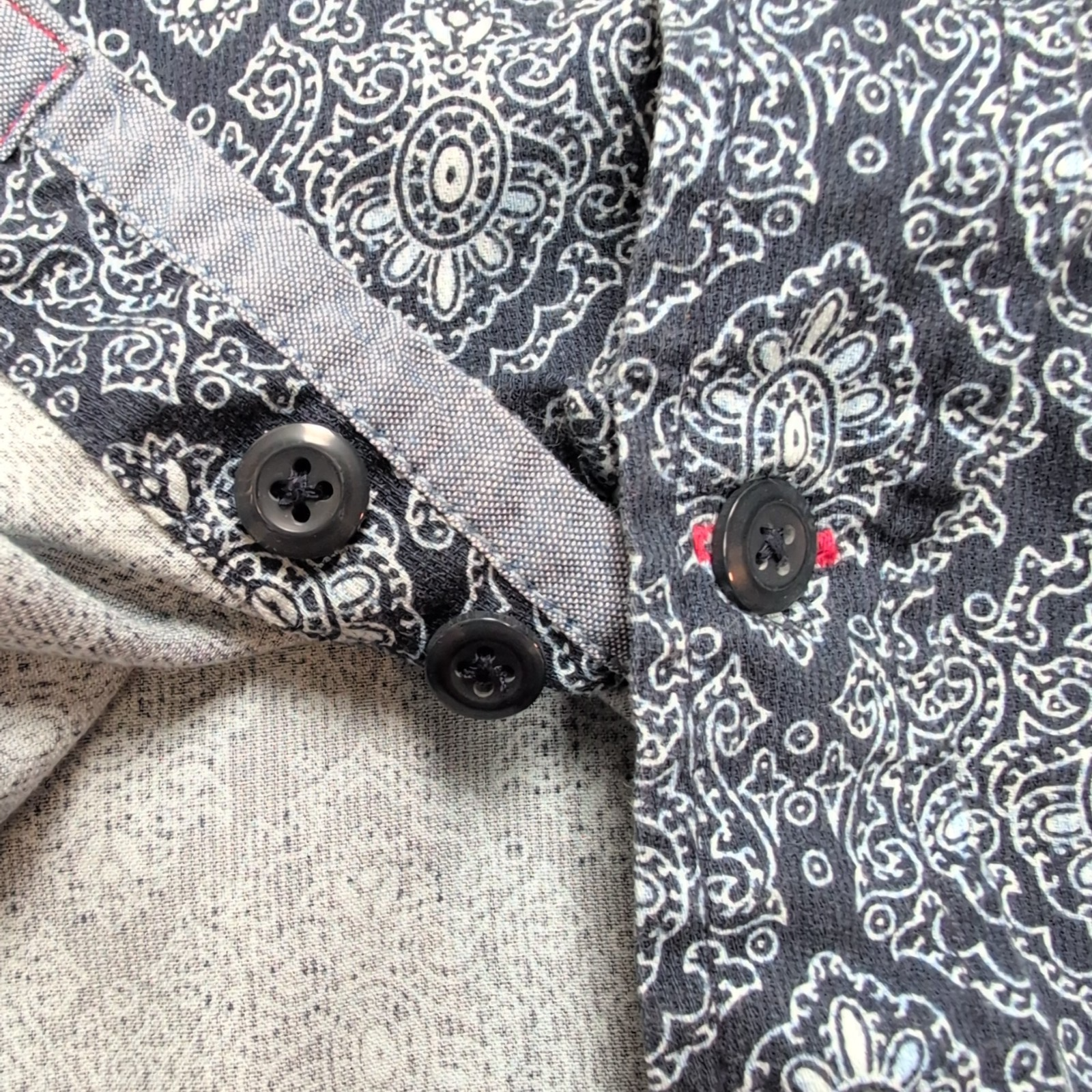 Chemise Tommy Hilfiger Manche Courte Bleu Marine Motifs Mandalas Taille S