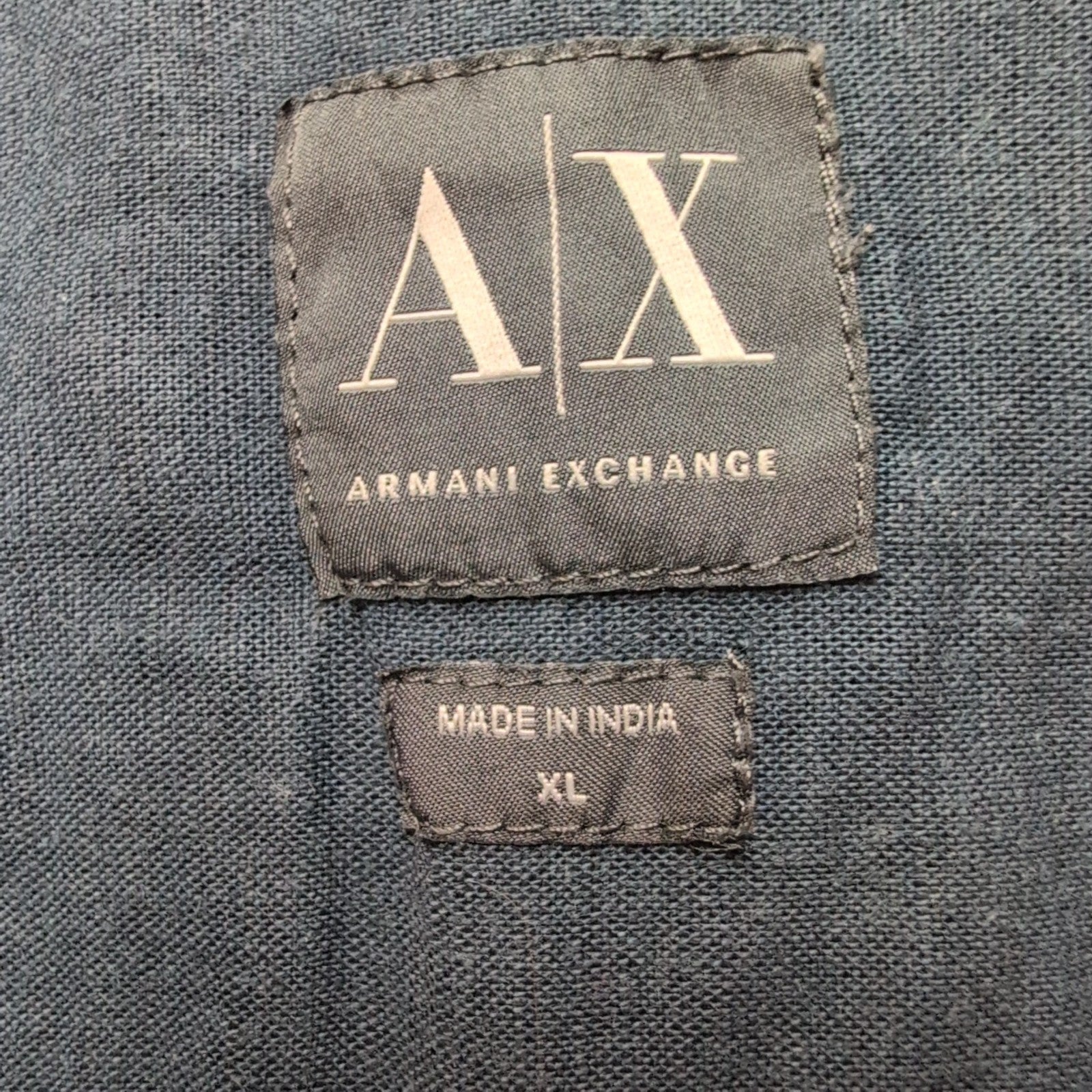 Chemise AX Armani Exchange modèle lin bleu marine 2 poches nacrées XL