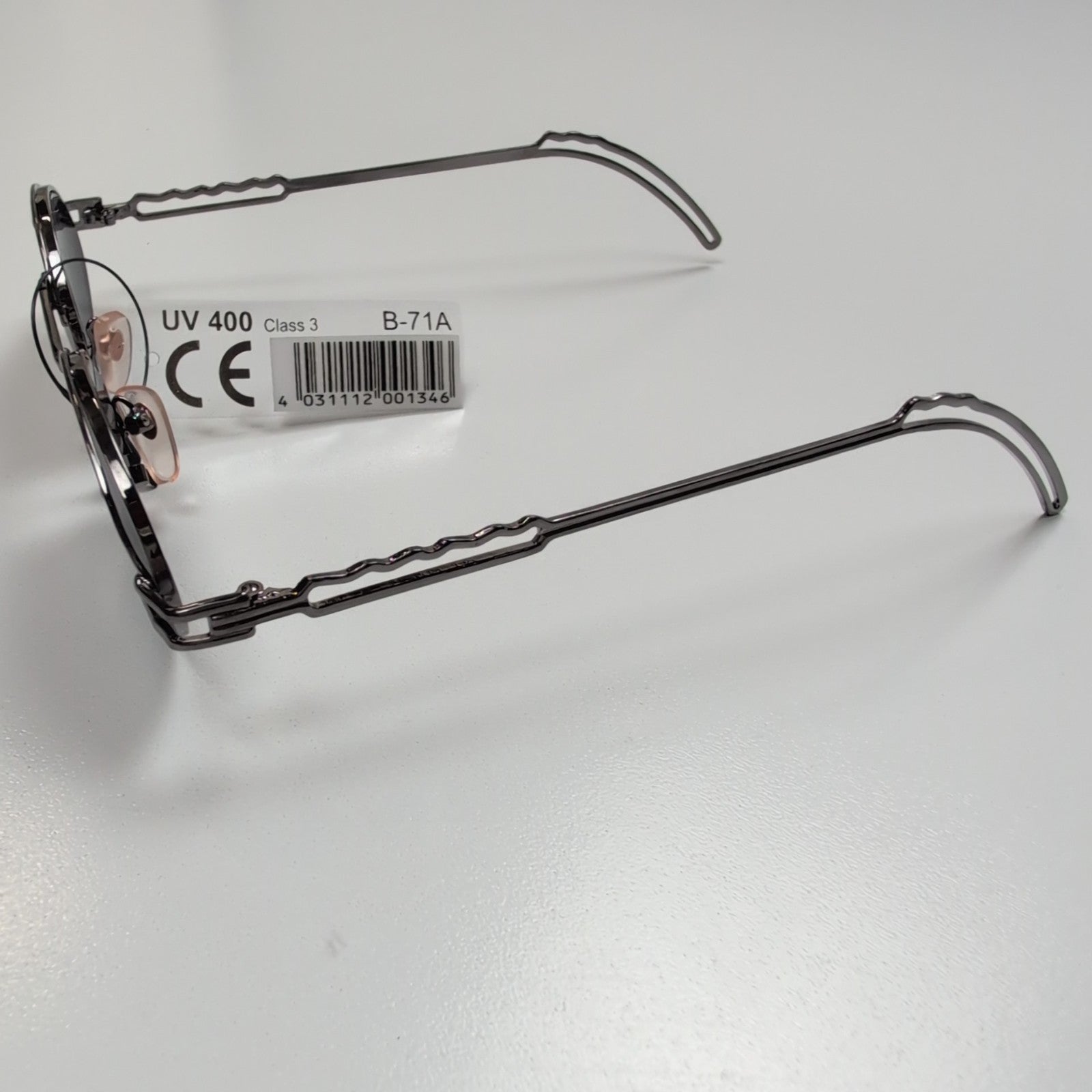 Lunettes de soleil Y2K Ovales Métal Chromé Gris Foncé Branches Fines