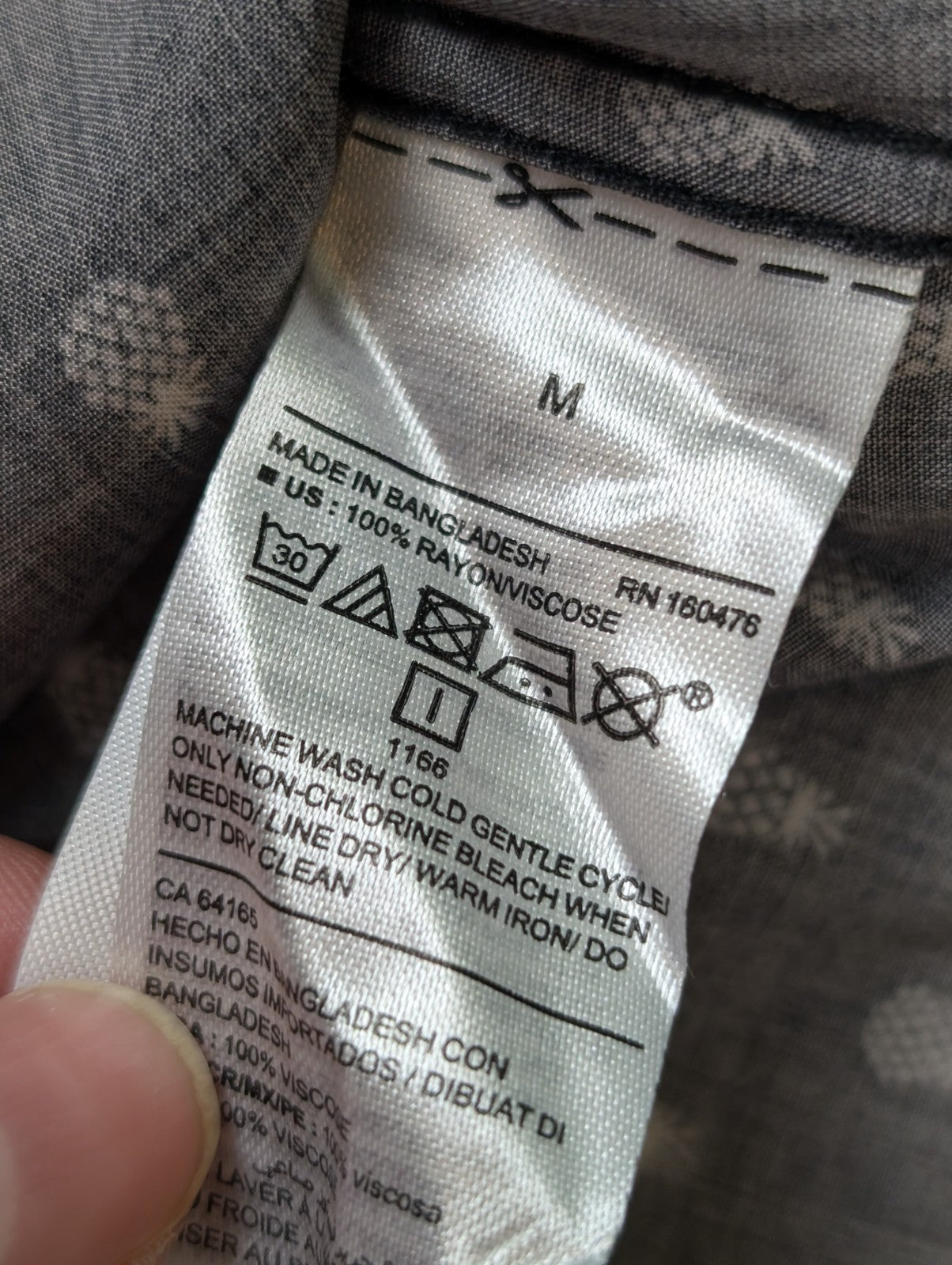 Chemise hawaïenne Old Navy noir et blanche ananas taille M