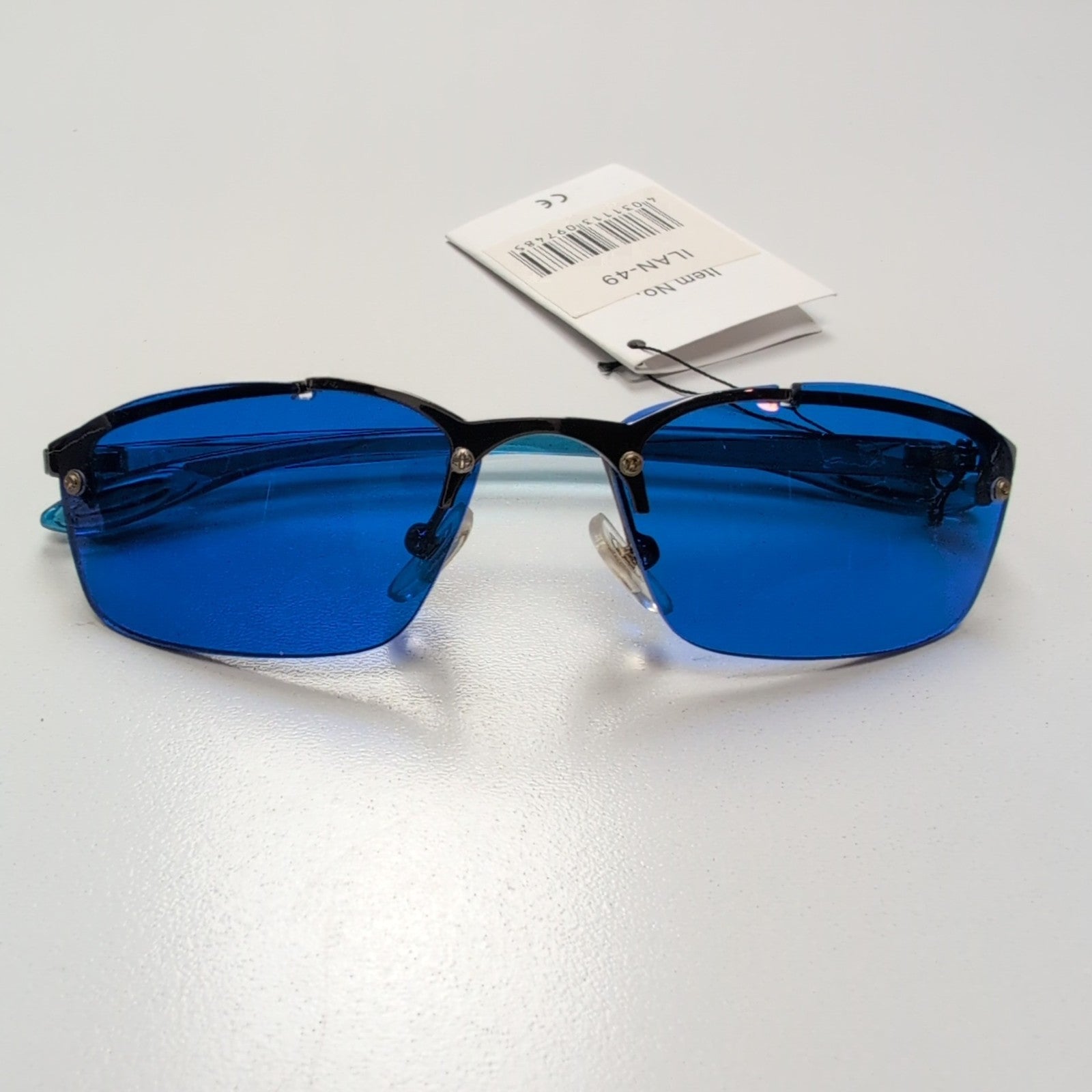 Lunettes de soleil Y2K Rectangulaires Verres Bleus Branches fines
