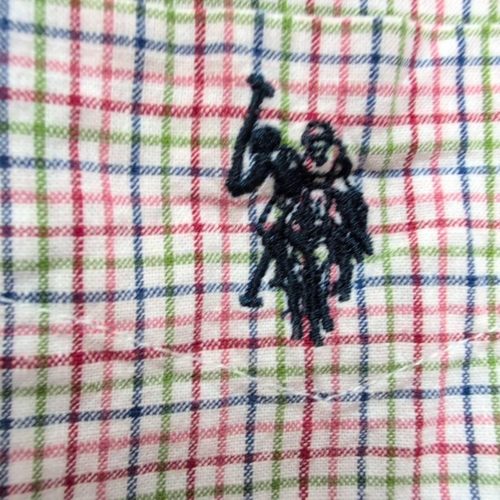 Chemise U.S. Polo Assn L Micro Carreaux Rouge Bleu Vert Coton Logo Poche
