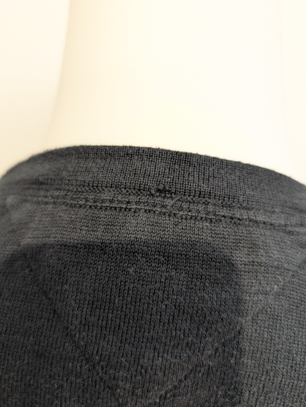 Pull Tommy Hilfiger - Col V - Noir Profond - Soie & Coton - Taille M