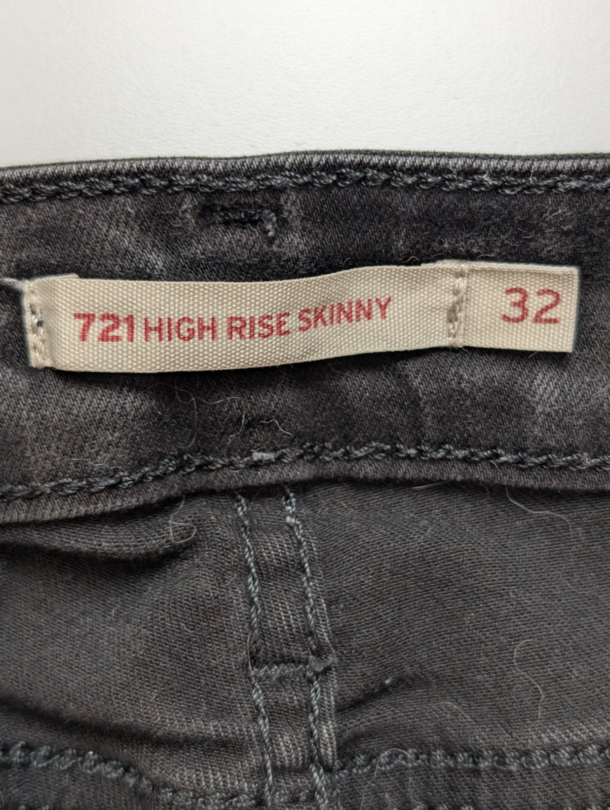 Jean Levi's 721 High Rise Skinny Stretch Noir Profond W32 L30 T42 Vintage Chic