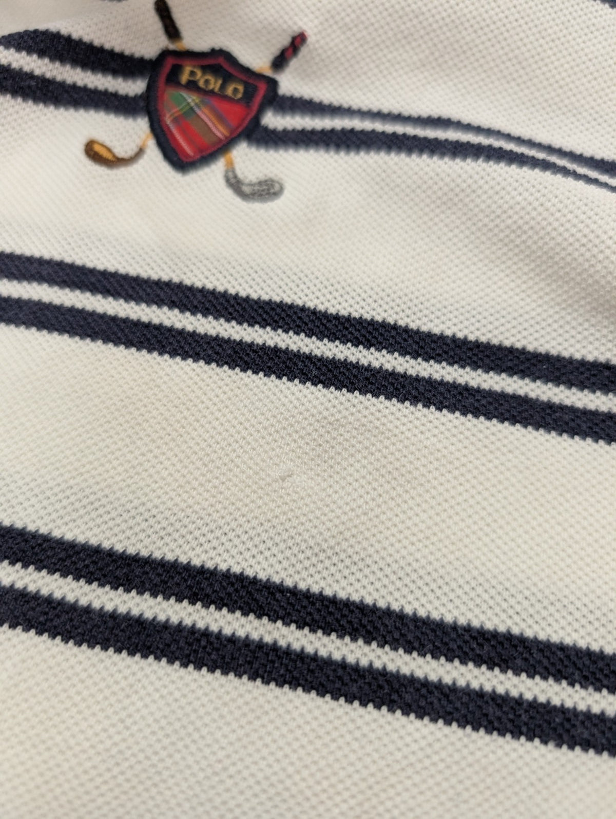 Polo manches courtes Polo Ralph Lauren blanc rayures bleu écusson golf taille L