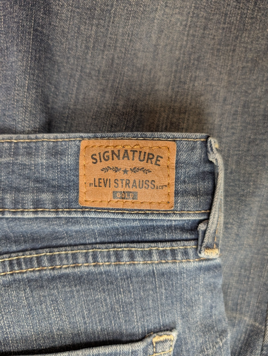 Jean Levi's Signature Femme Bleu Ultra Stretch W33 L30 État Impeccable