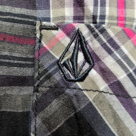 Chemise Volcom S carreaux bleu rouge poche logo manches longues coton