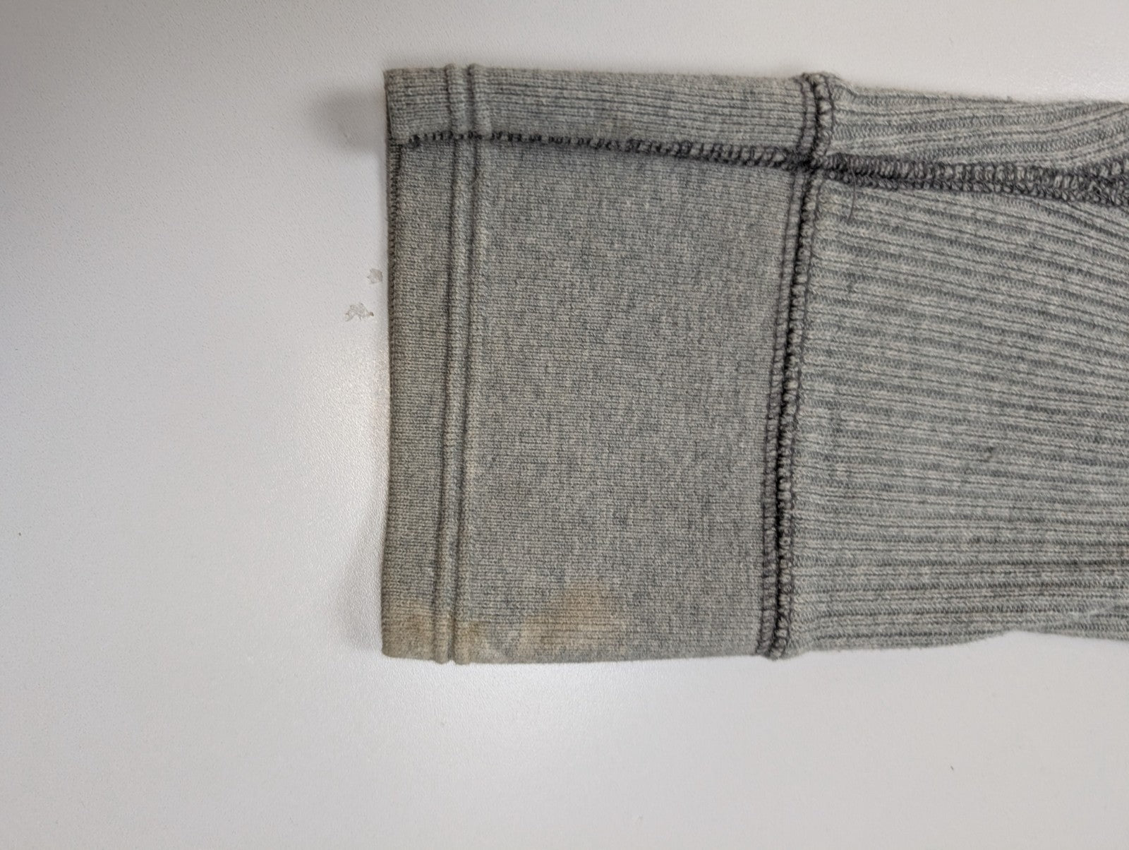 Sweat Tommy Hilfiger Gris Clair Texture Gaufrée Logo Manche - Taille L / XL