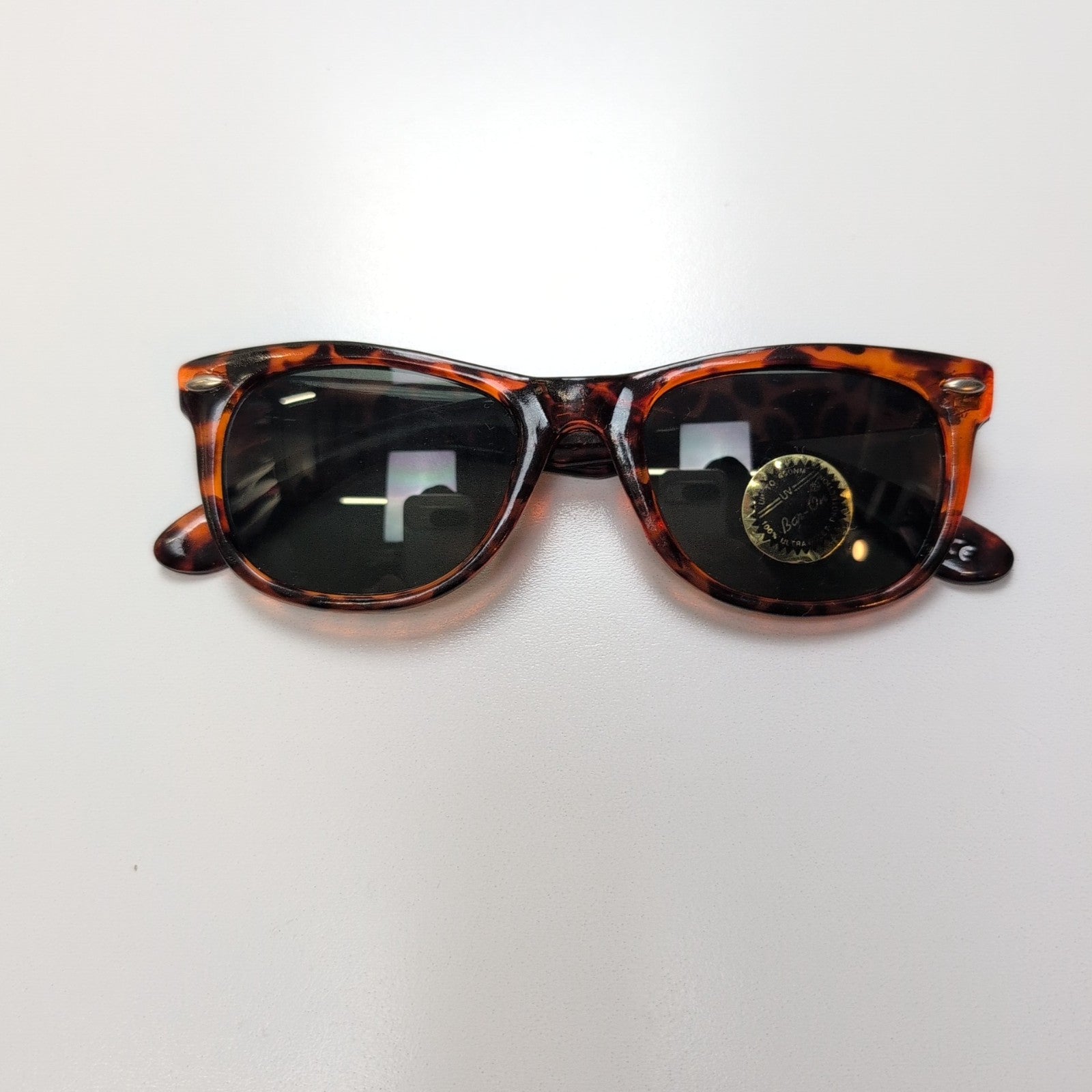 Lunettes de soleil Bar-On Femme Y2K Branche large Carré effet Bois Marron Noir