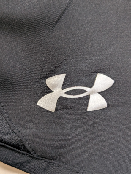Short de sport Under Armour HeatGear Noir - Femme Taille 1XL