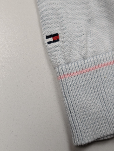 Pull Femme Tommy Hilfiger Col V Bleu Ciel & Blanc - Losanges - Taille M