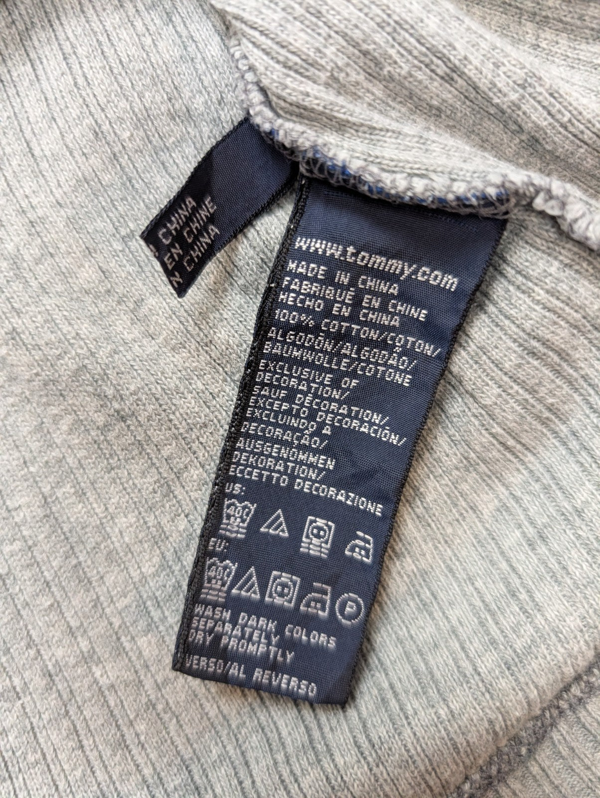 Sweat Tommy Hilfiger Gris Clair Texture Gaufrée Logo Manche - Taille L / XL