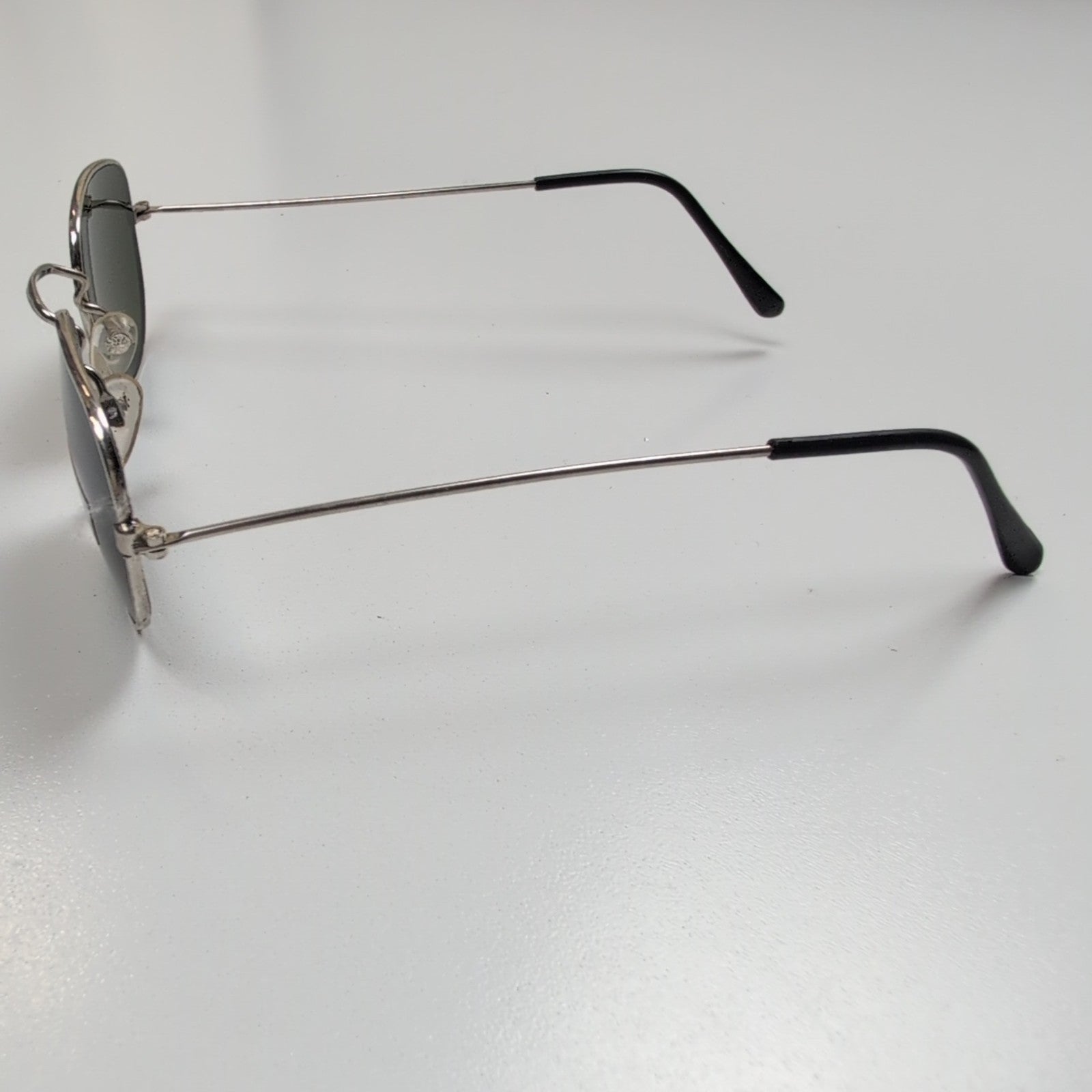 Lunettes de soleil Y2K Branche fine Métal Aviateur Carré Vert