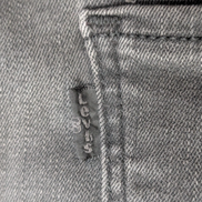 Jean Levi's 710 Super Skinny Femme Noir W30 L30 T38 - Look Grunge