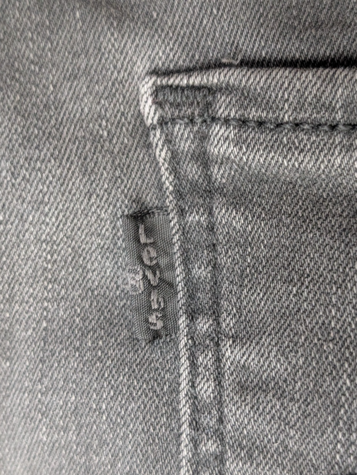 Jean Levi's 710 Super Skinny Femme Noir W30 L30 T38 - Look Grunge