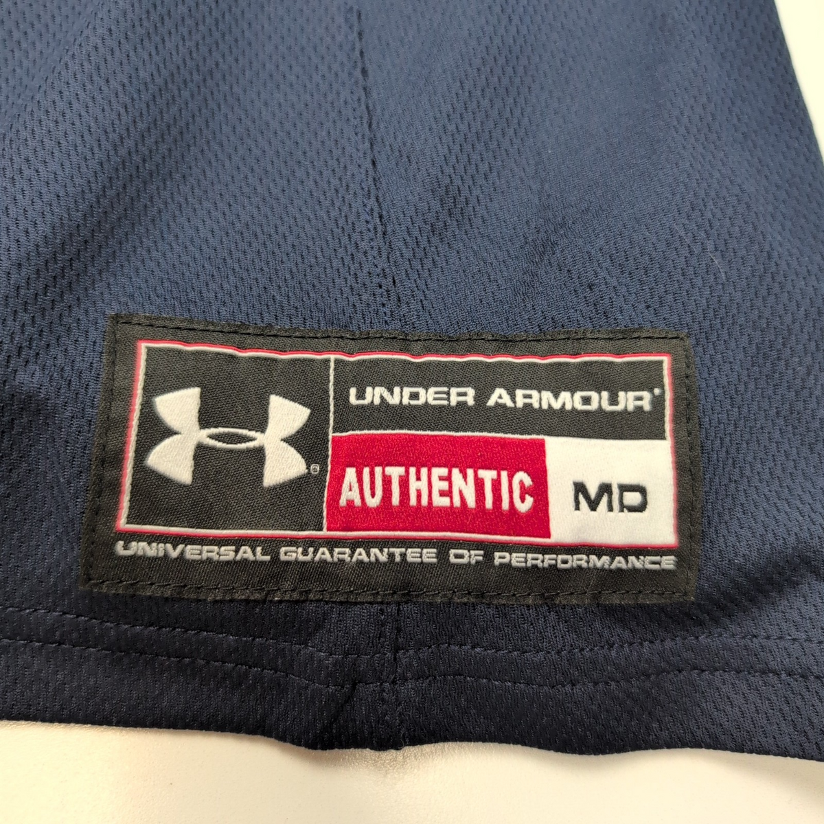 Maillot Under Armour M Lightning Fastpitch N°6 Logo Brodé Polyester