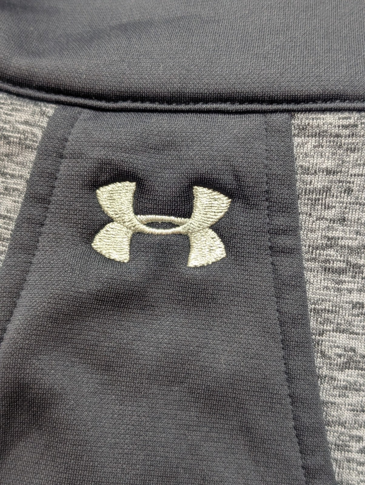 🏃‍♀️ Sweat Technique Under Armour ColdGear Femme T. M - Col Zippé Course