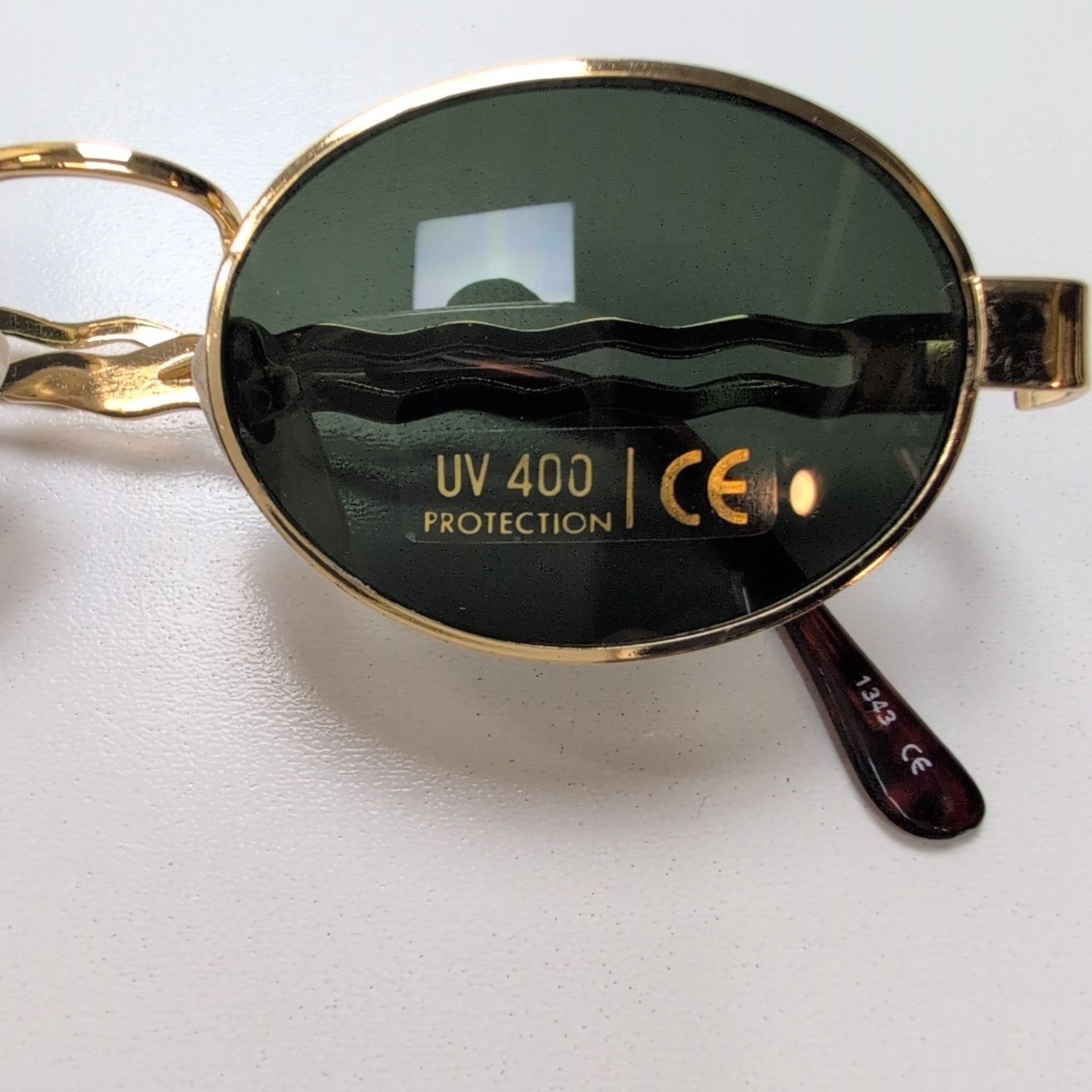 Lunettes de soleil BIALUCCI Y2K Branches larges Effet Or Brillant