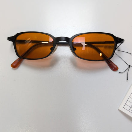 Lunettes de soleil Cyber Y2K Ambre Branches Fines Monture Métal Noir brossé