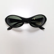 Lunettes de soleil Kakiko Y2K Ovales Branches Semi-Larges Noir Mat
