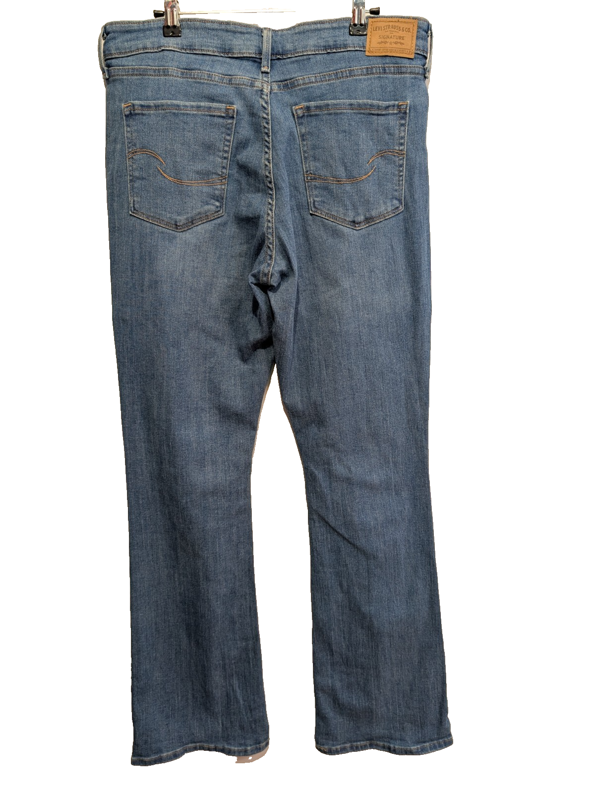 Jean Levi's Signature Femme Bleu Clair Mid Rise Bootcut W30 L32 T40