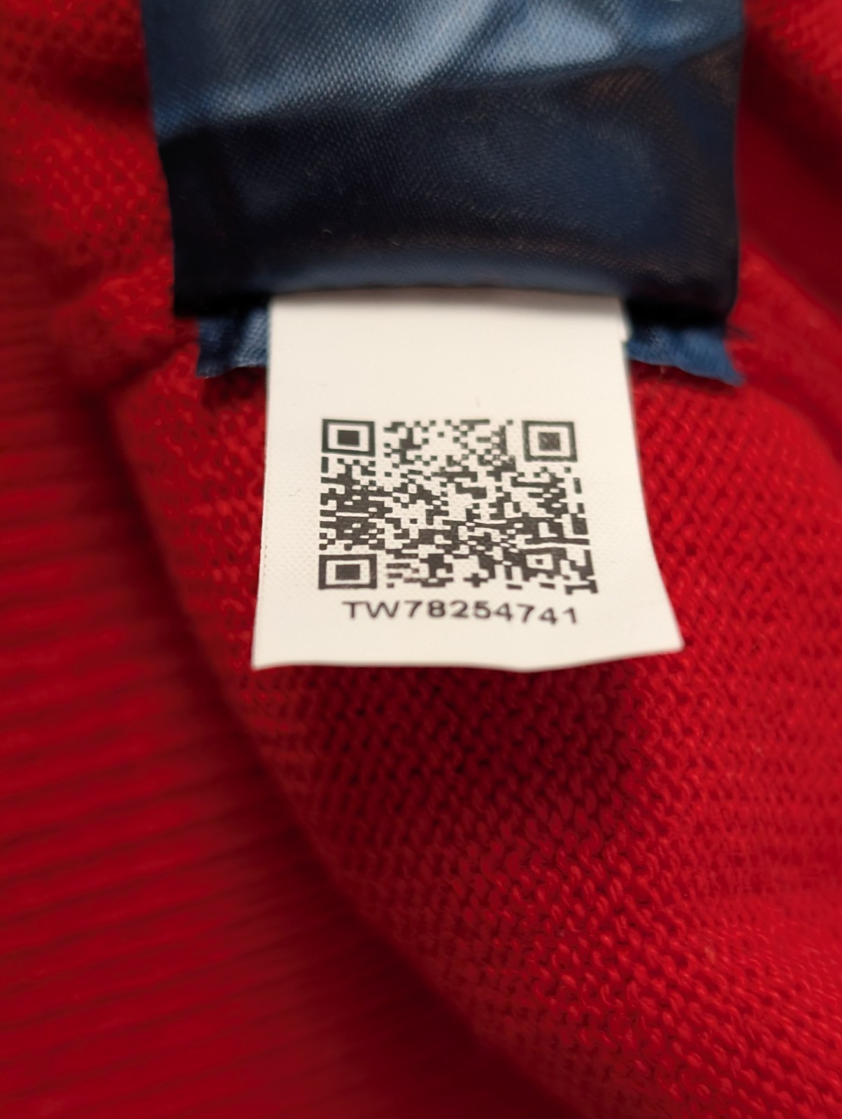 Pull TOMMY HILFIGER Bleu Marine Logo Géant Relief Taille M Coton Homme