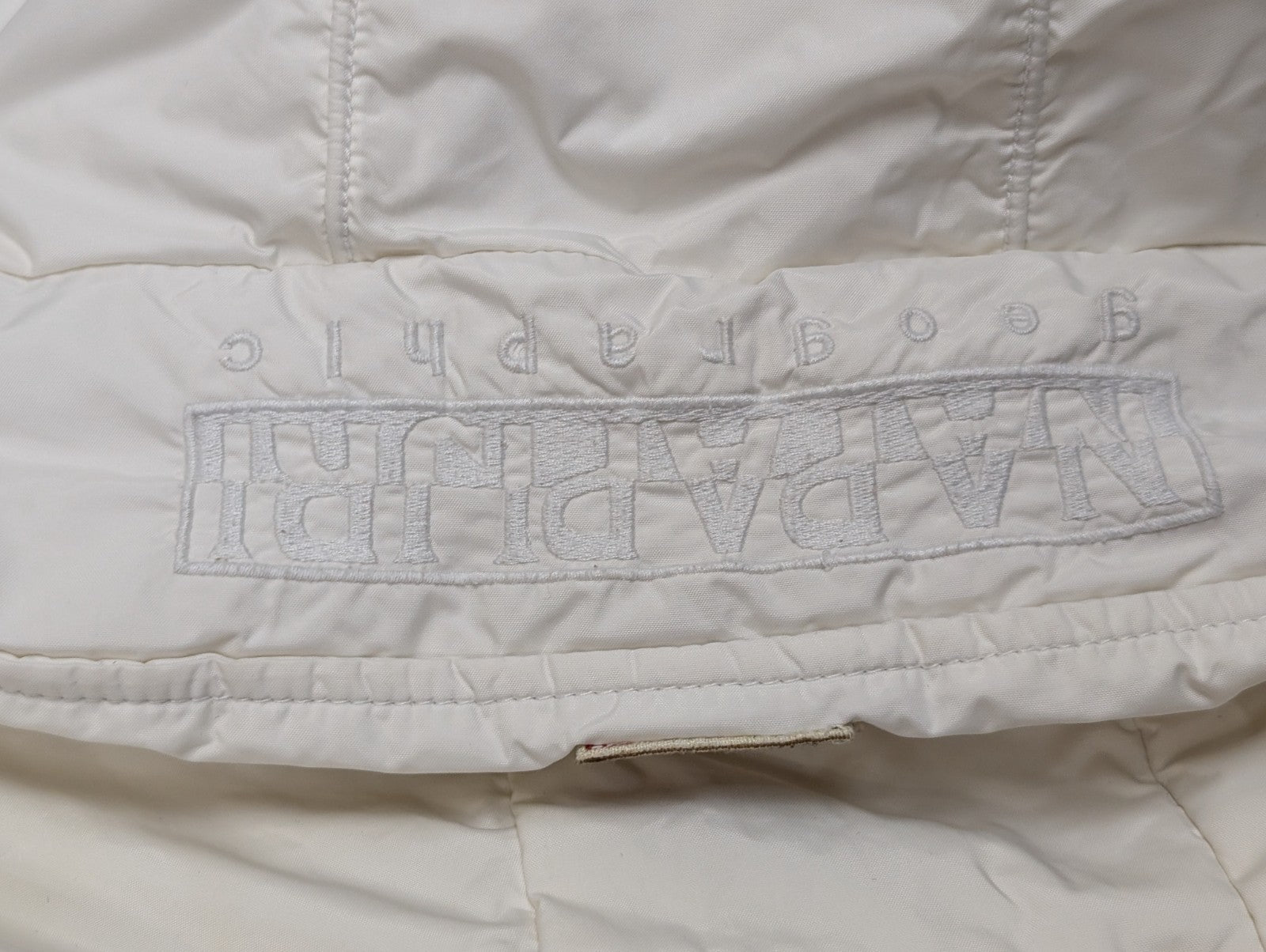 NAPAPIJRI Doudoune Veste Matelassée Blanche L Capuche Geographical | 318BSR