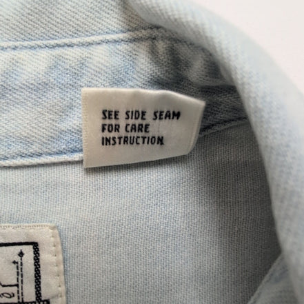 Chemise en jean Levi's bleu clair modèle rare à surcoutures Taille M