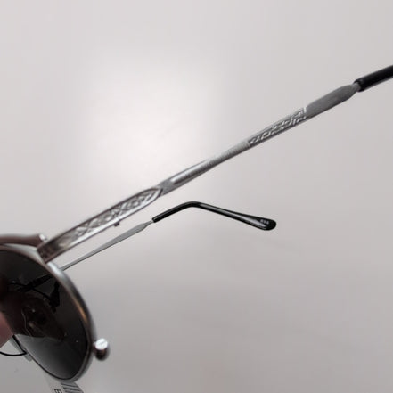 Lunettes de soleil Y2K Style Rétro Minimaliste Branche Fine métal gris