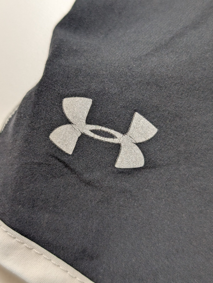 Short Under Armour Bicolore Noir & Bleu avec Poches - Homme Taille M