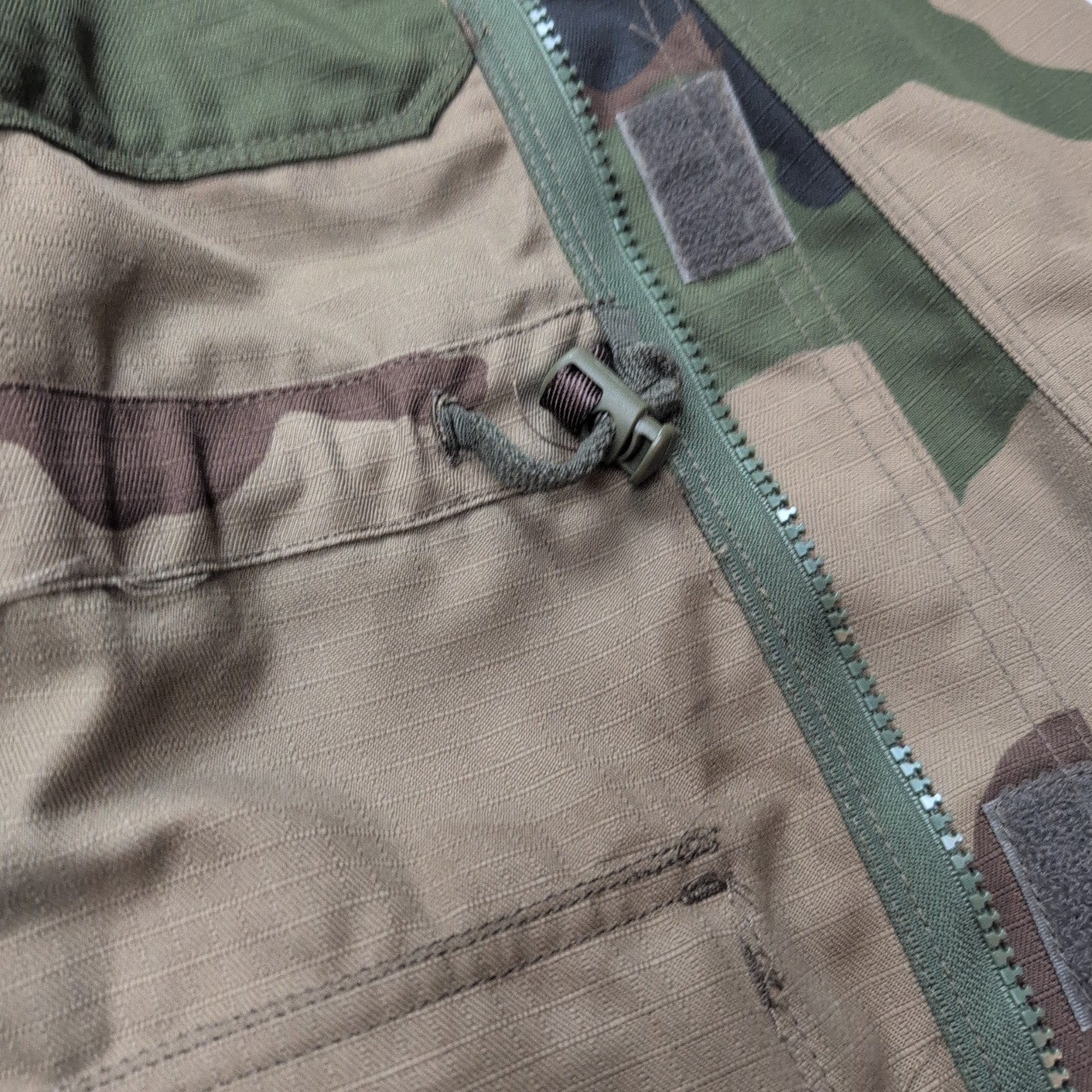 Veste militaire camouflage kaki beige noir Taille L Army Combat Ripstop