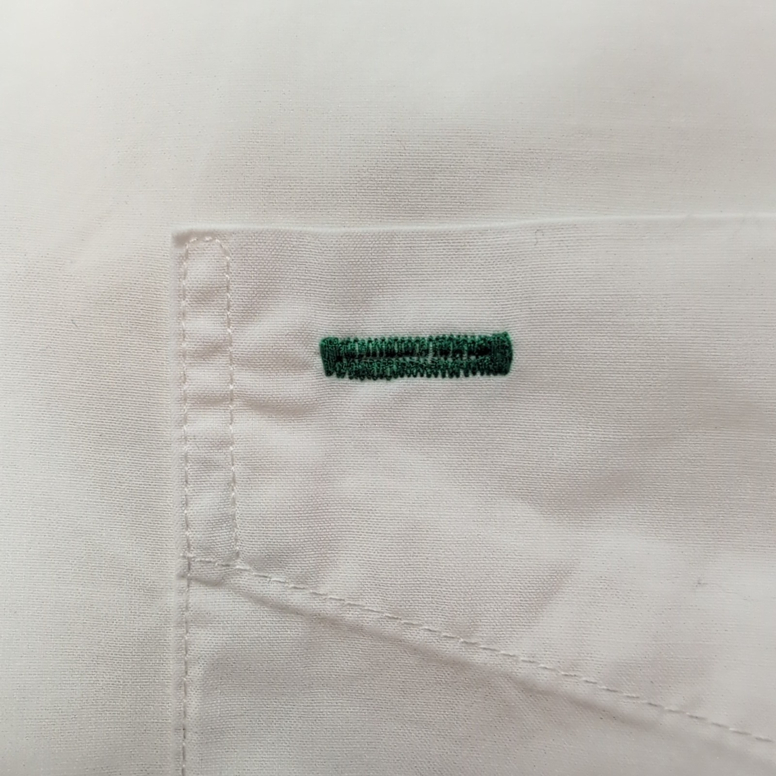 Chemise Tommy Hilfiger Manches Courtes Blanche 100% Coton Logo Doré Taille XL