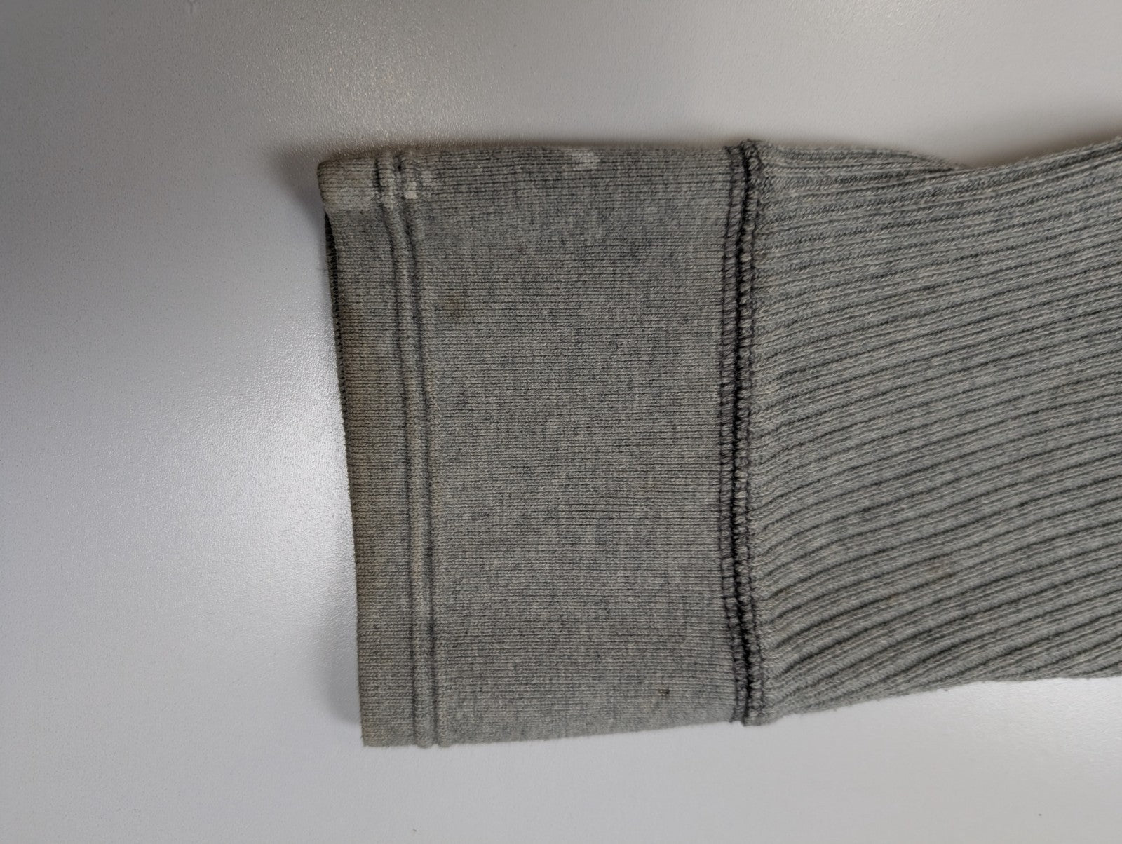 Sweat Tommy Hilfiger Gris Clair Texture Gaufrée Logo Manche - Taille L / XL