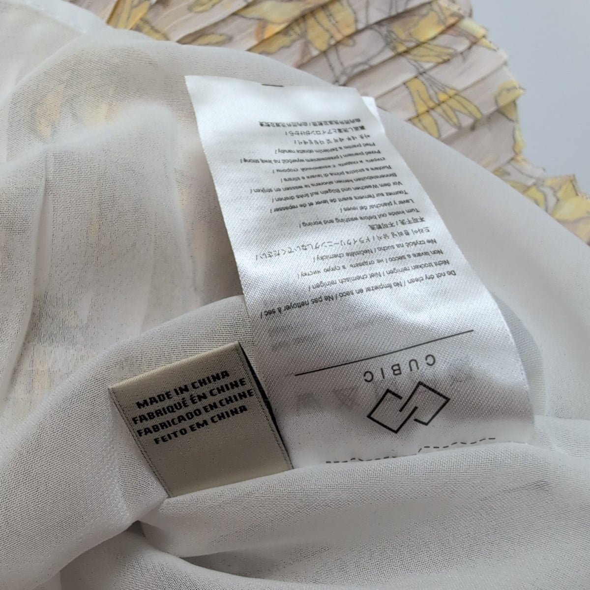 Robe CUBIC T.M Crème Fleurs Jaunes Bohème Neuve