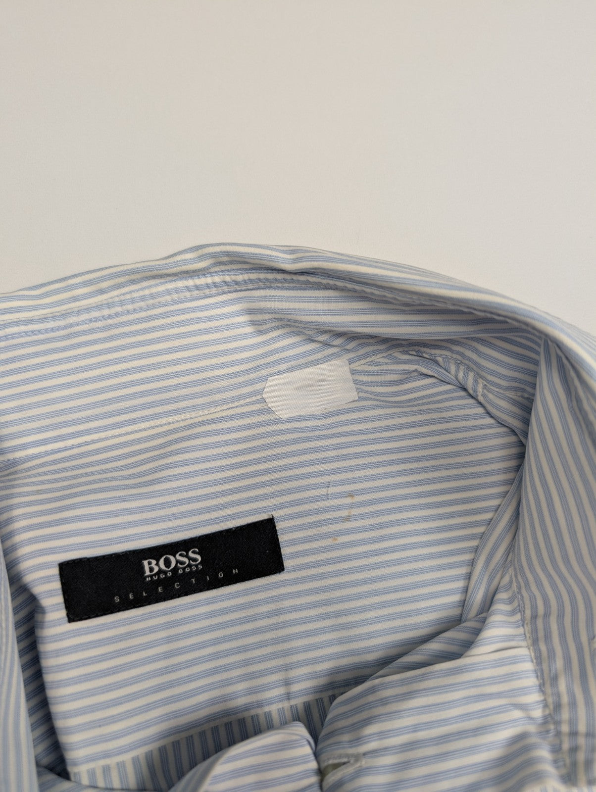 Chemise Hugo Boss bleu à rayures taille M/L #266m