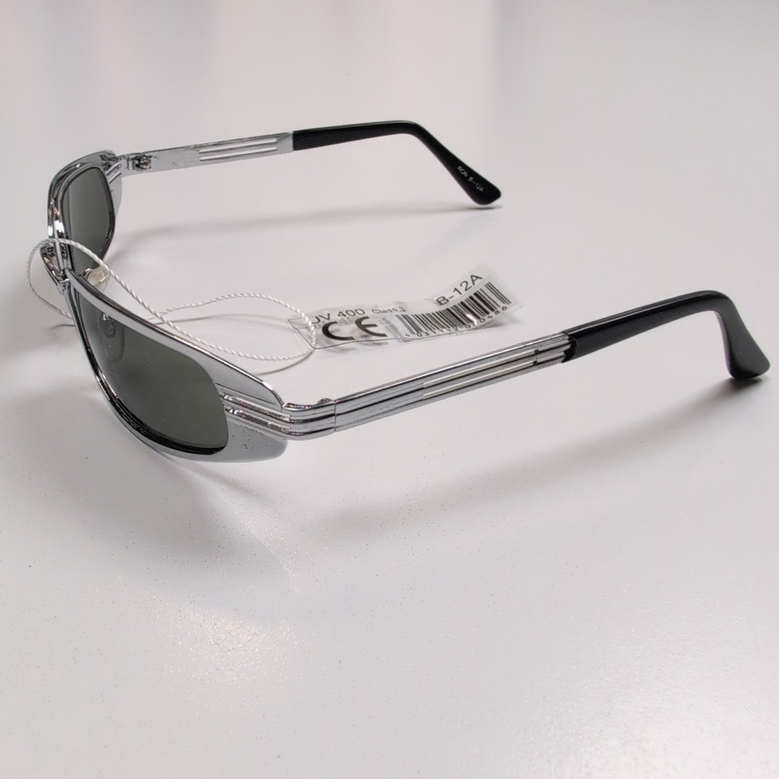 Lunettes de soleil Y2K Branche large Métal chromé Rectangulaire Cyber Steampunk