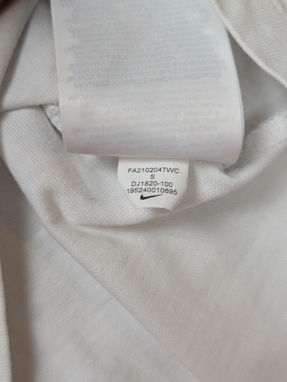 T-Shirt Nike Femme Blanc - Grand Logo Argenté & Violet - Taille S - État Neuf
