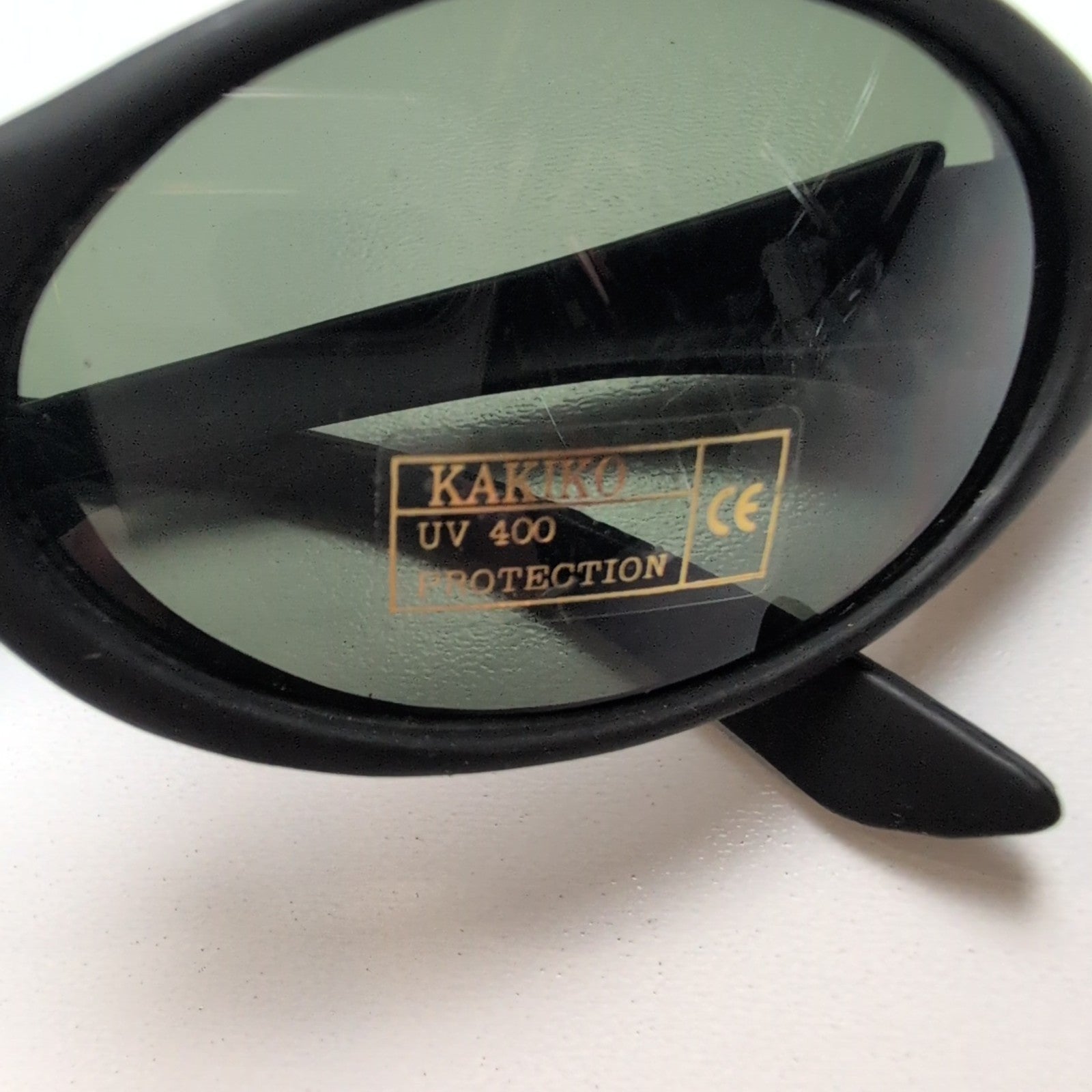 Lunettes de soleil Kakiko Y2K Ovales Branches Semi-Larges Noir Mat