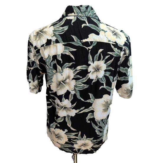 Chemise hawaïenne Sunny Island M noire fleurie 100% rayonne Hawaï