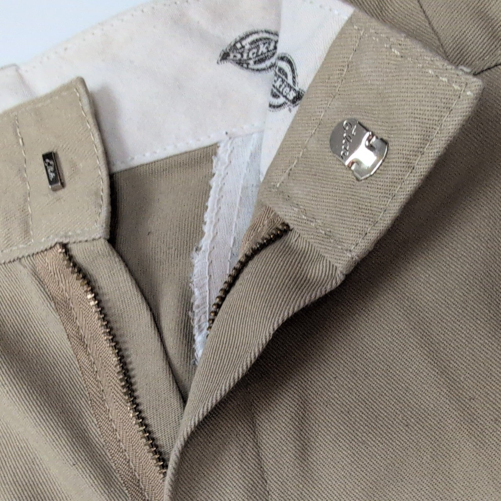 Short Dickies Cargo Crème Homme W34 Loose Fit Multi Poches Excellent État