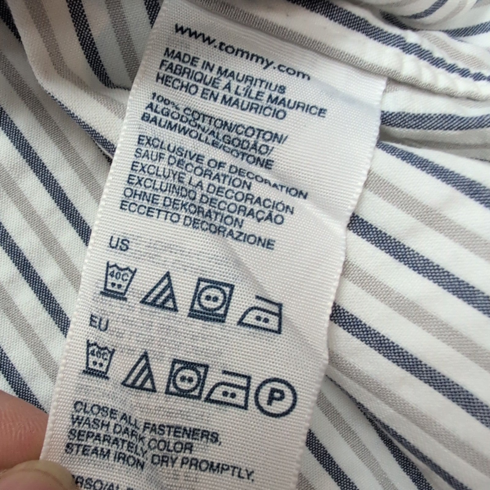 Chemise Tommy Hilfiger Manches Courtes Grise et Blanche à Rayures Taille L